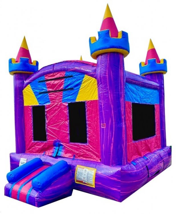 Razzle Dazzle Bounce House